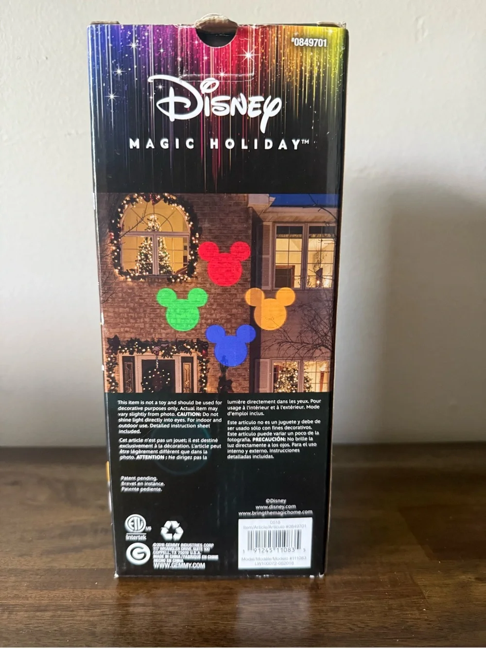 Disney Magic Holiday Mickey Mouse Fantastic Flurry LED Projection Spotlight NIB